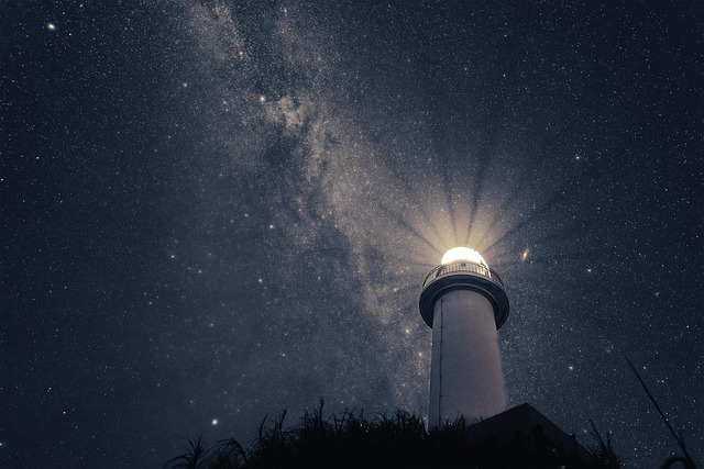 Turjmanislam soir: Le guide et le phare